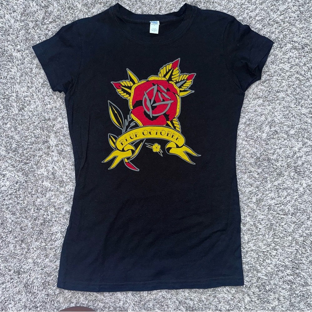 2019 Blue October Tour Shirt. Rose Tattoo